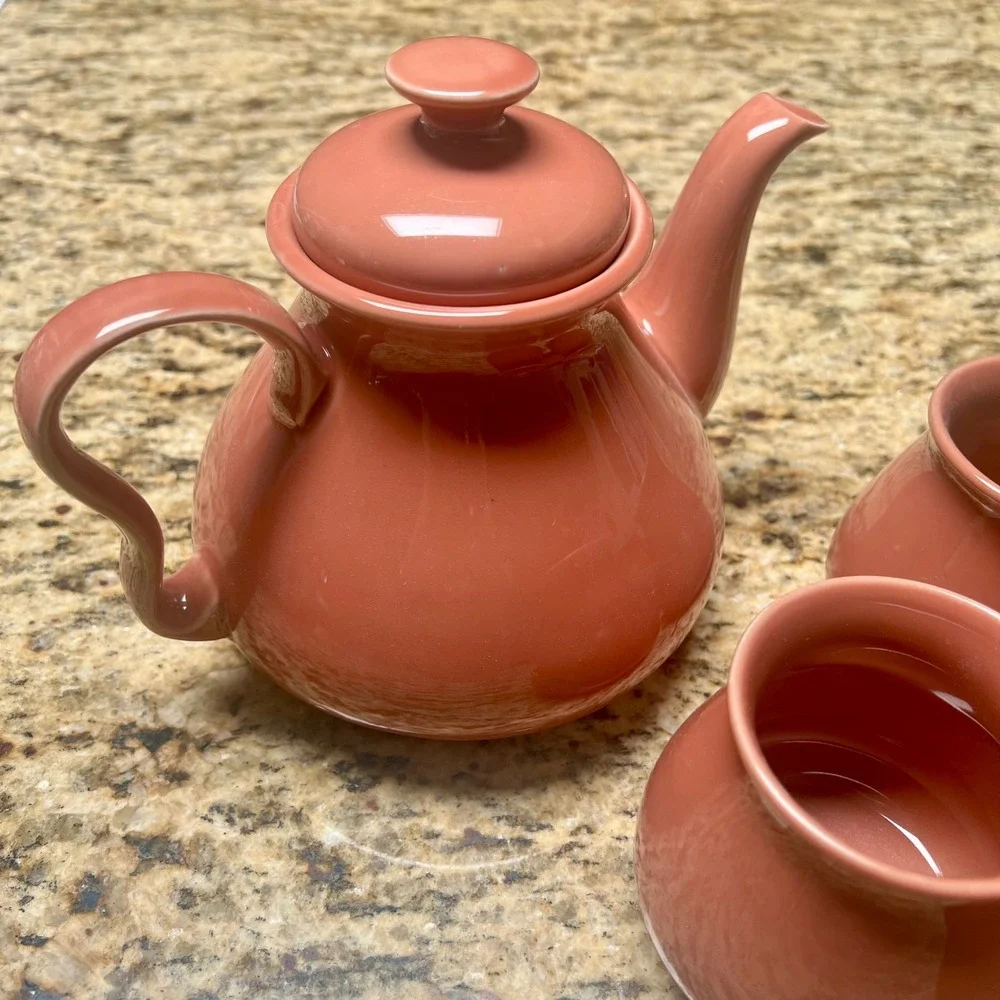 Vintage Terracotta Ceramic Teapot and 4 Mug Tea Set Glossy Coral‎ Rust